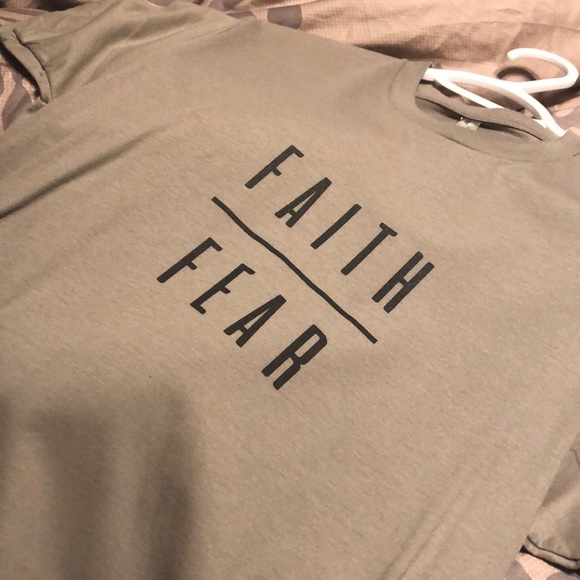 Faith Over Fear Tee - Picture 2 of 3